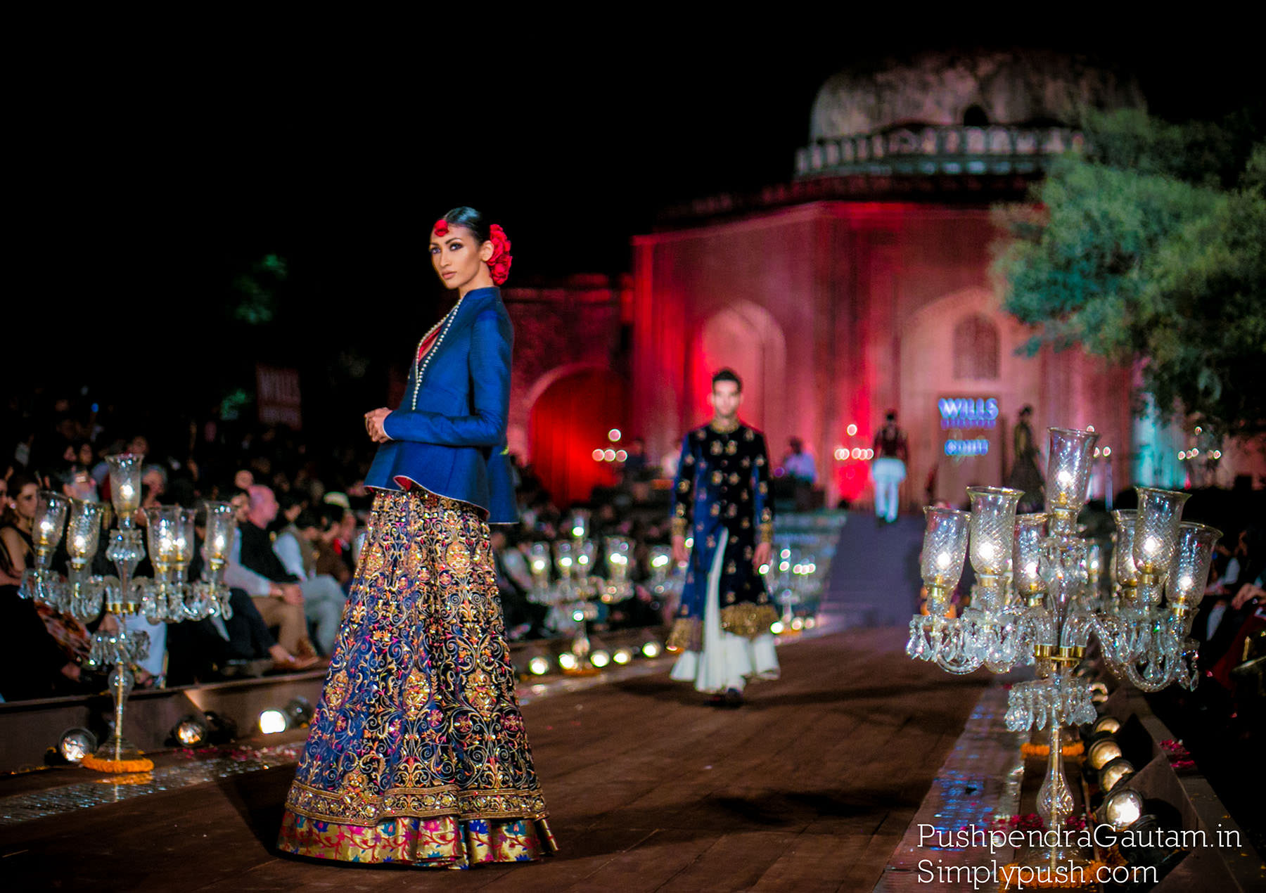 Rohit-bal-grand-finale-wifwss15-quli-khan-tomb-mehrauli-kutub-minar-show-at-wills-lifestyle-india-fashion-week-ss15-Rohit-bal-fashion-show-india-at-wills-india-fashion-week-pushpendragautam-pics-event-photographer-india